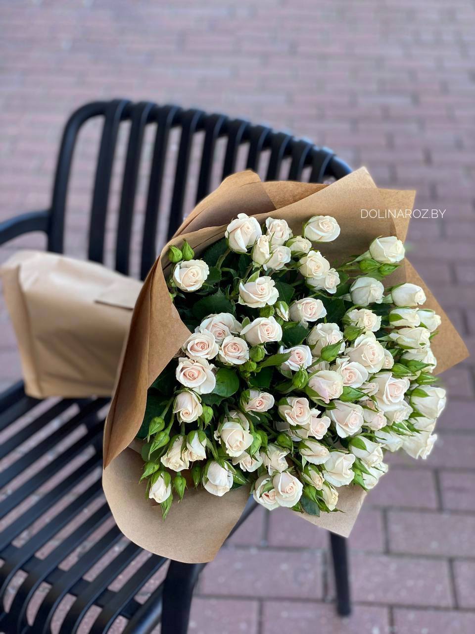 Букет кустовых роз «Кашемир»