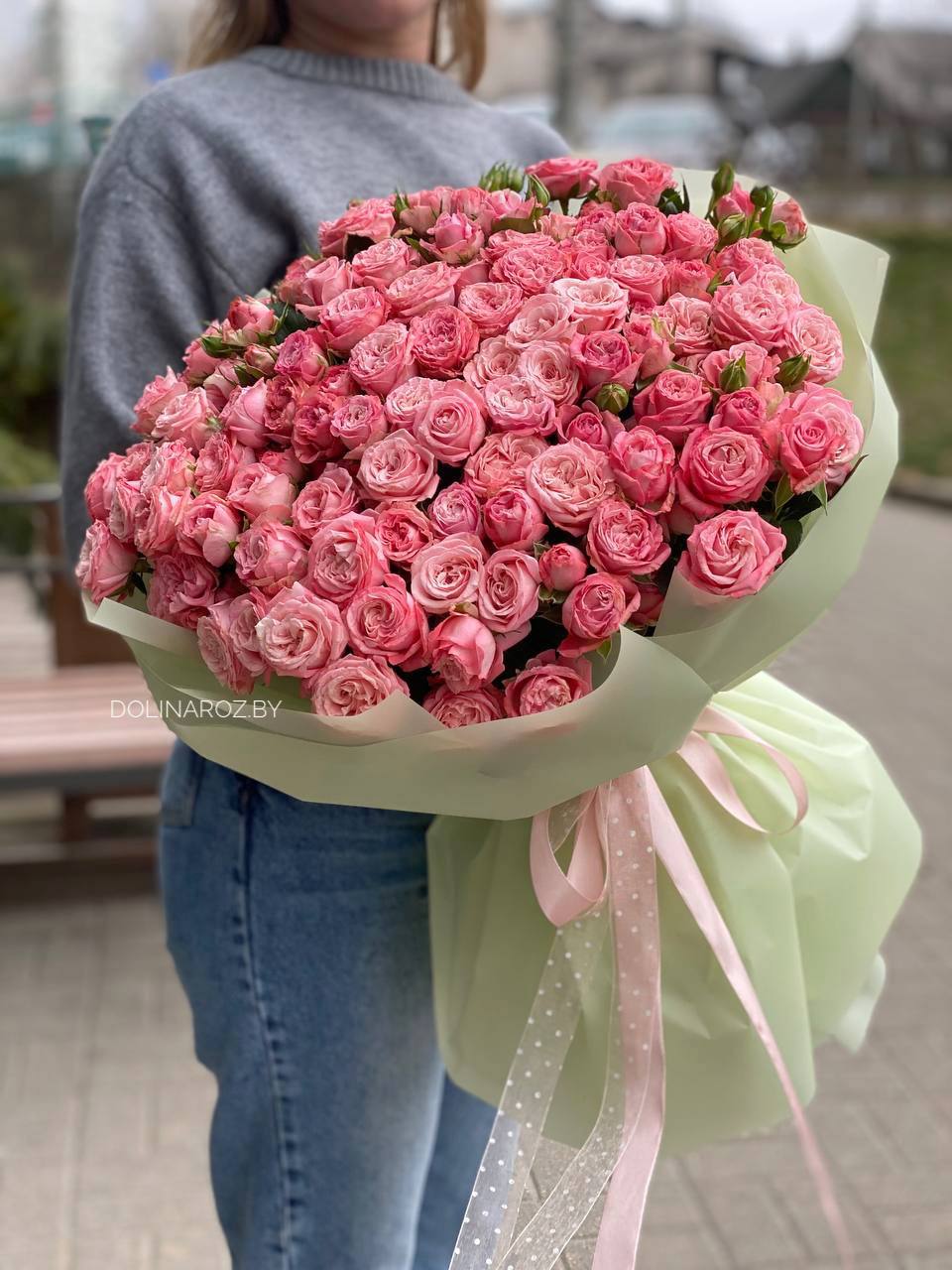 Букет кустовых роз «Клэринс»