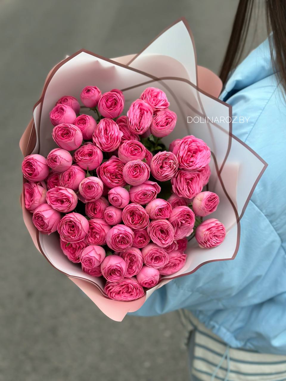 Букет кустовых роз "Розалия"